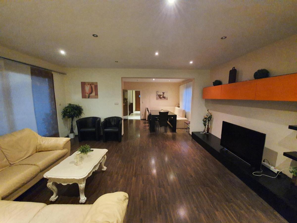 Apartment Bei Hamburg Bis 10 Personen Mit Terasse Und Gartennutzung. Buchholz in der Nordheide Kültér fotó